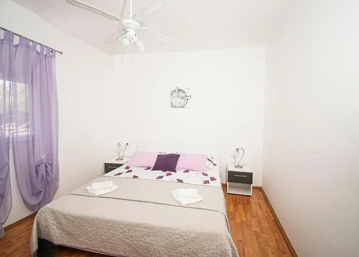Holiday home House Roza